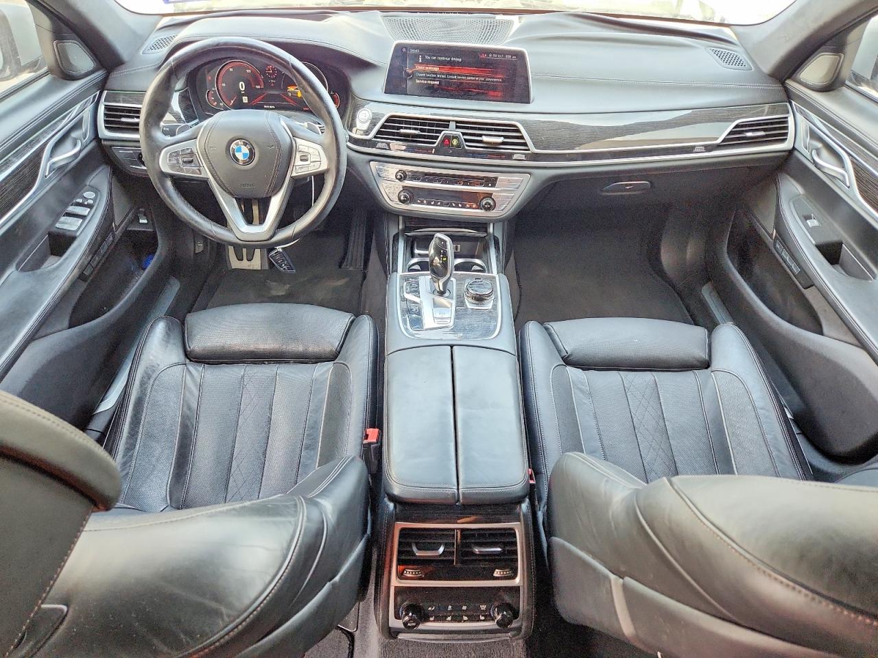 2017 BMW 750