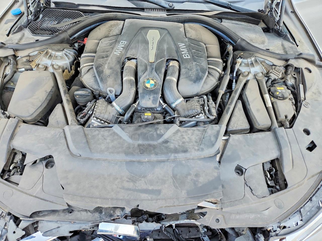 2017 BMW 750