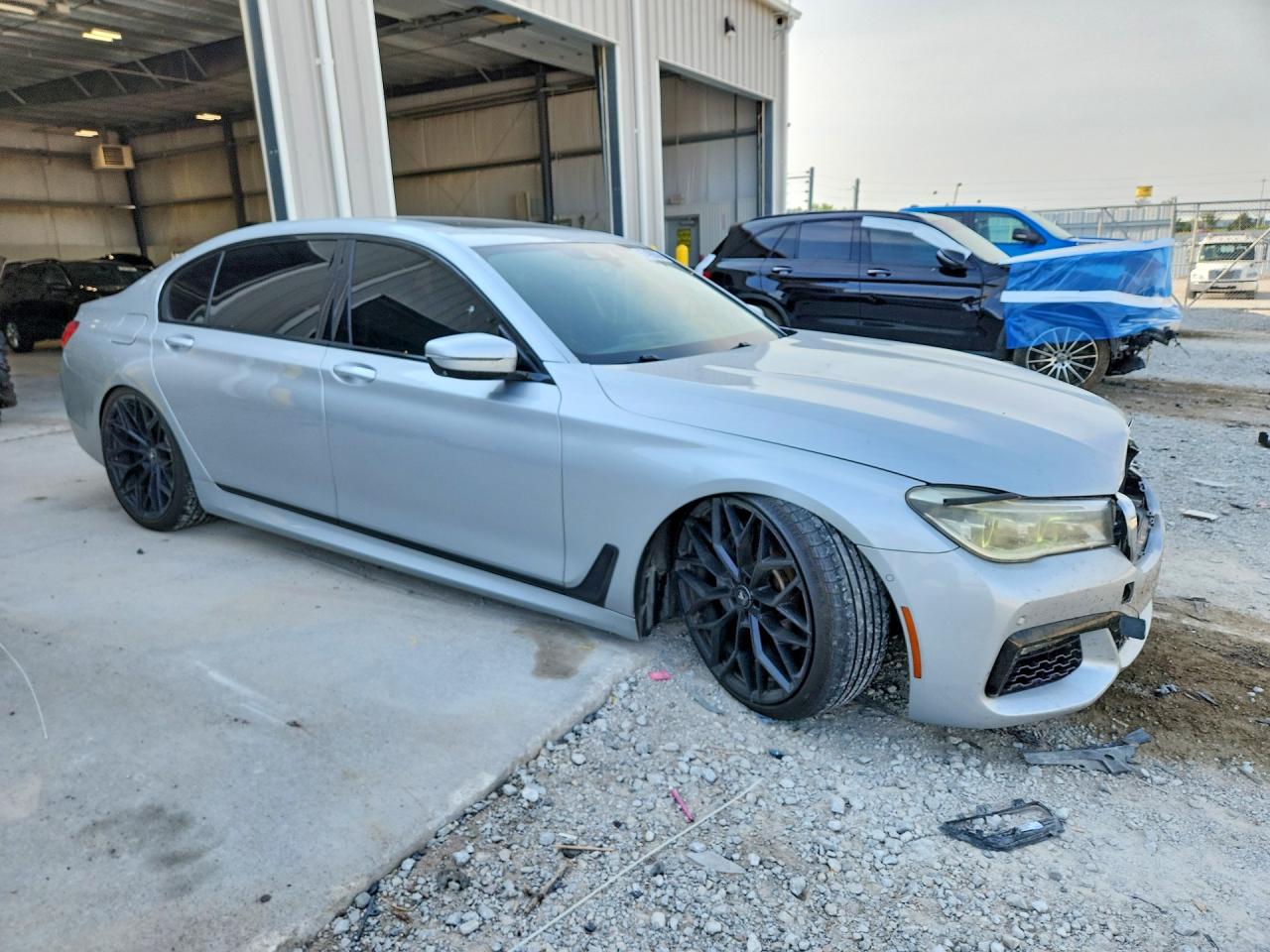 2017 BMW 750