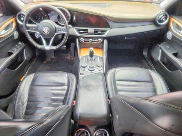 2017 ALFA ROMEO GIULIA TI RWD