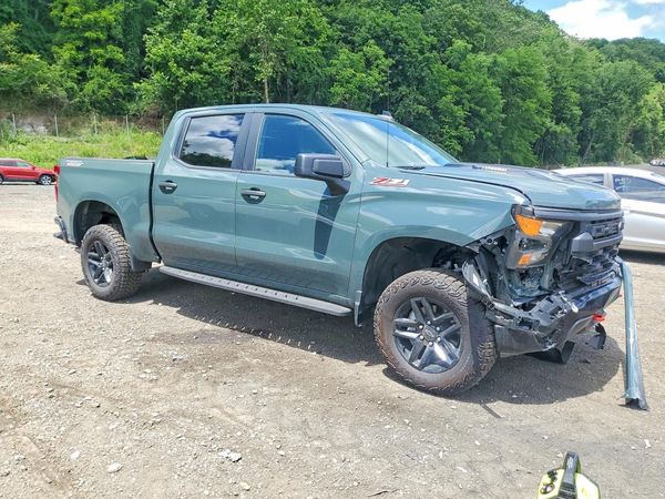 2025 CHEVROLET SILVERADO Trail Boss Custom — Passenger 3/4