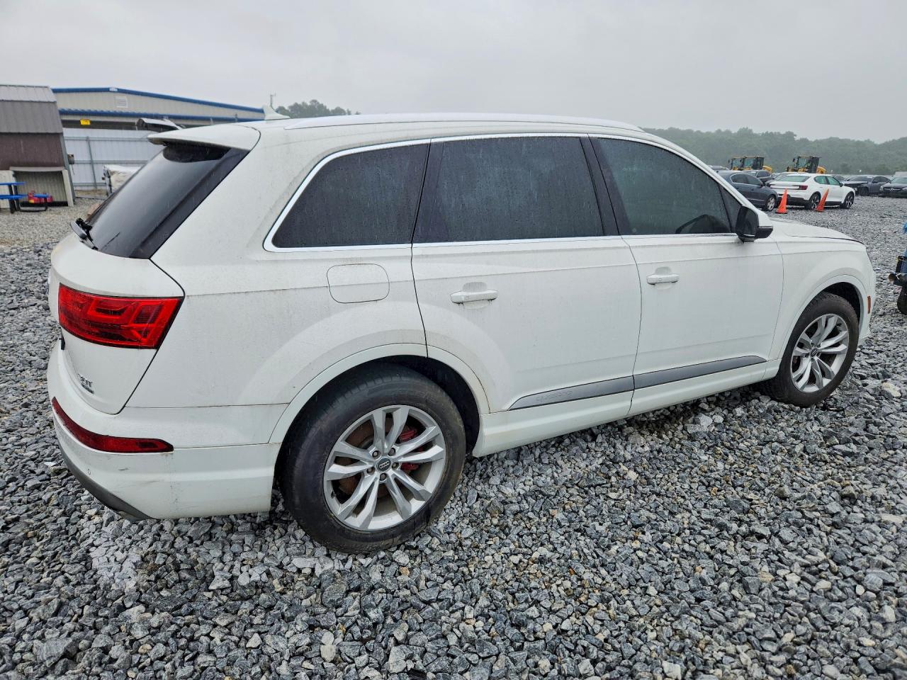 2017 AUDI Q7 quattro Premium Plus