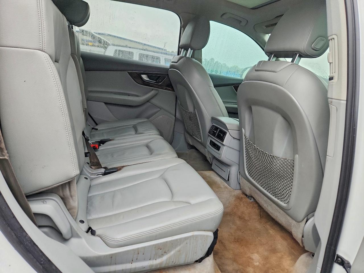 2017 AUDI Q7 quattro Premium Plus