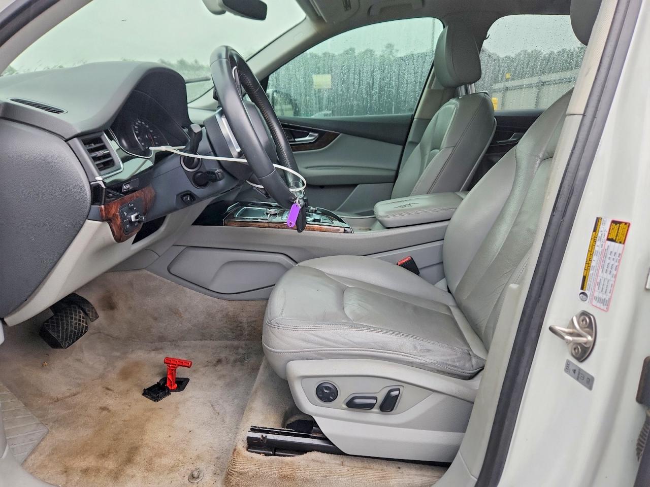 2017 AUDI Q7 quattro Premium Plus