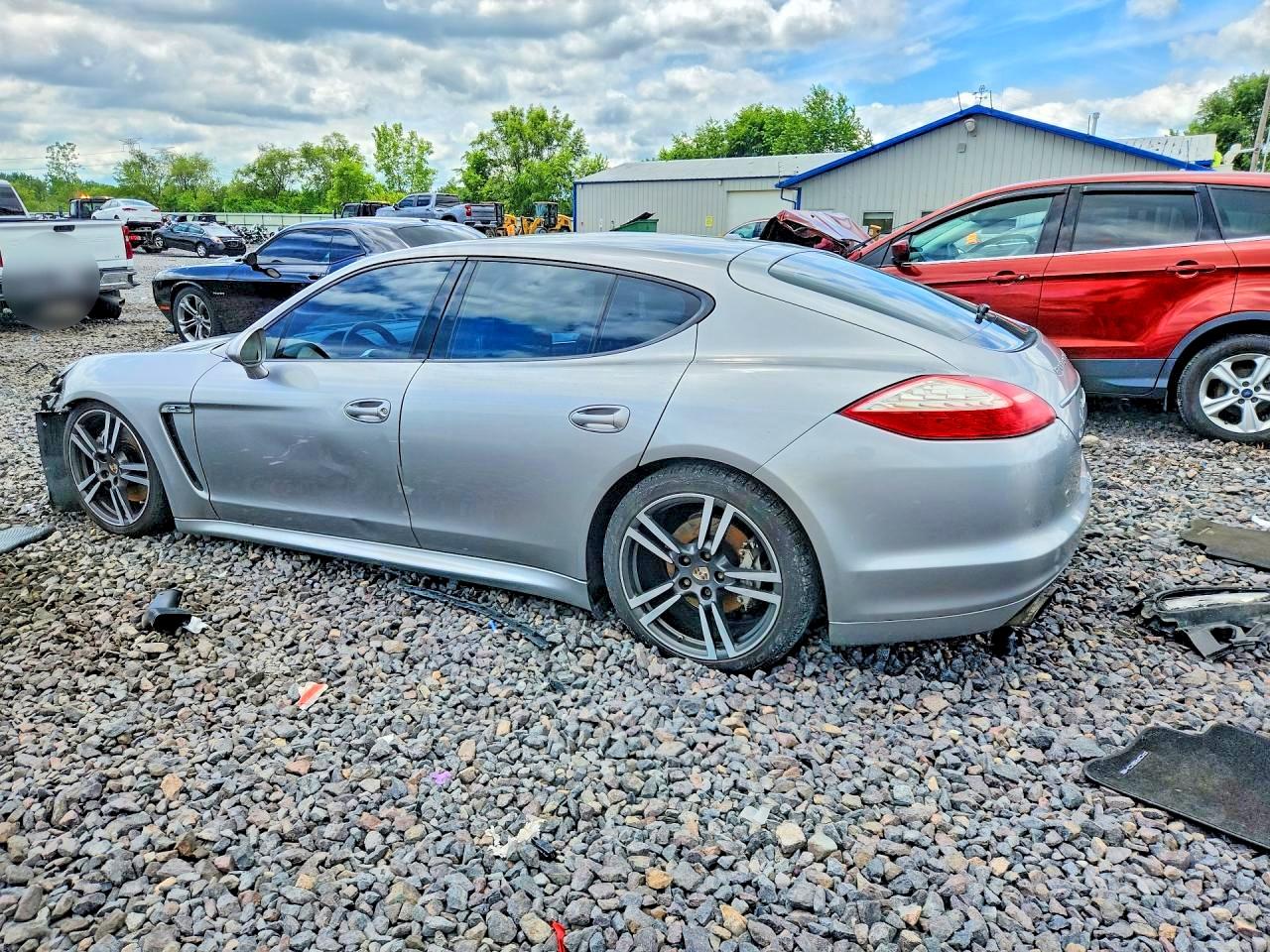 2012 PORSCHE PANAMERA S (2WD), 4S (4WD)