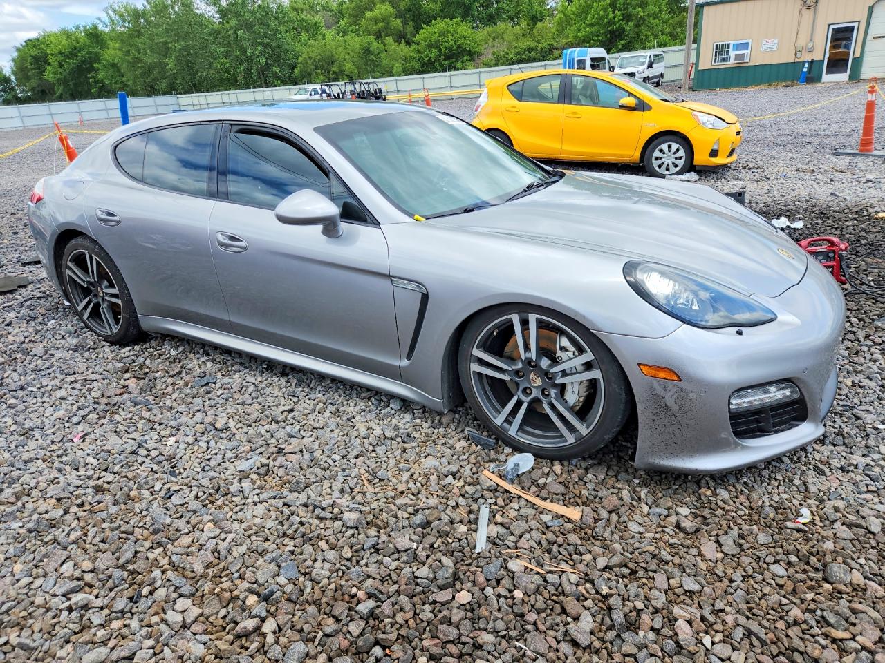 2012 PORSCHE PANAMERA S (2WD), 4S (4WD)