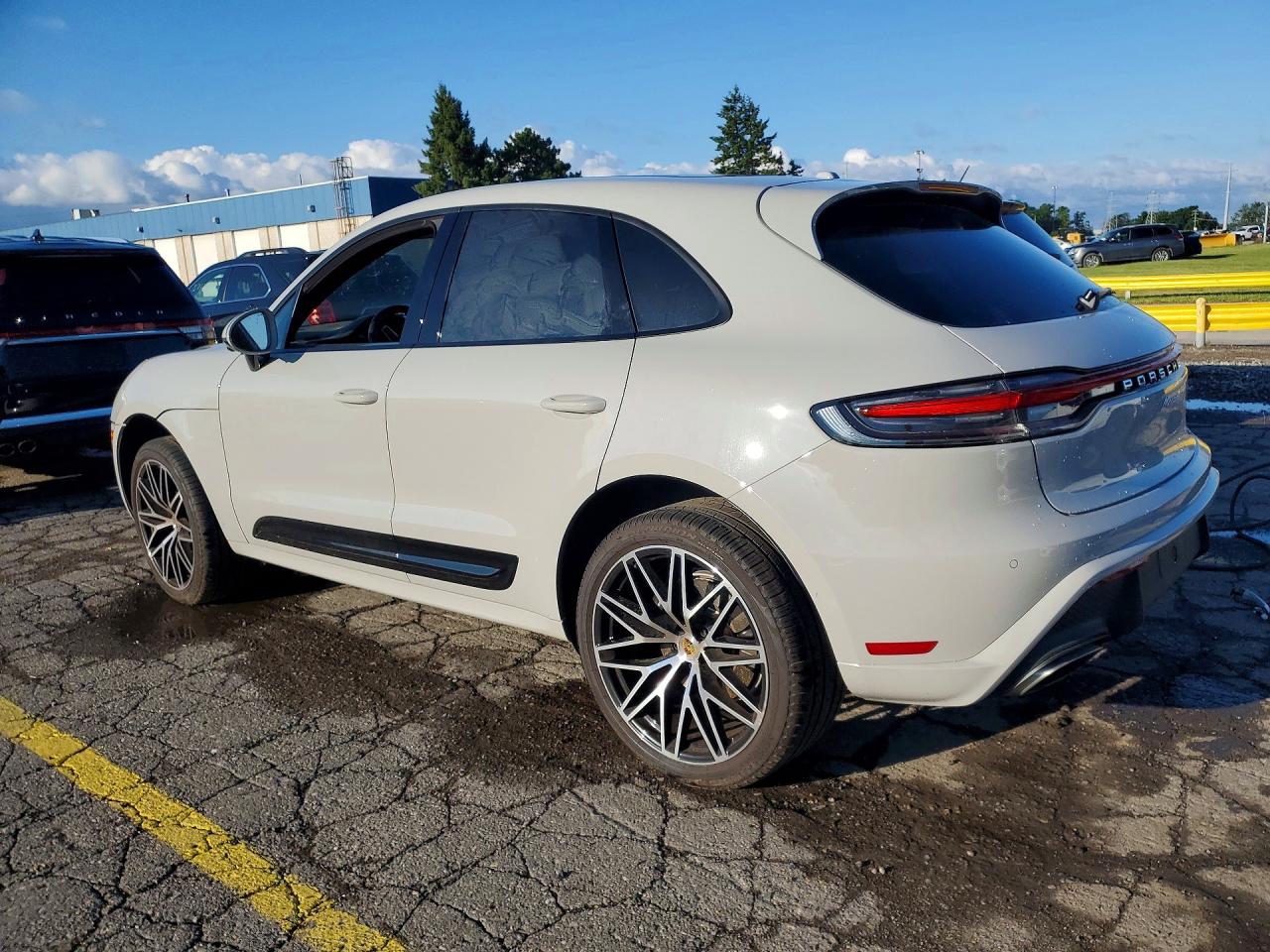 2025 PORSCHE MACAN Macan, Macan T