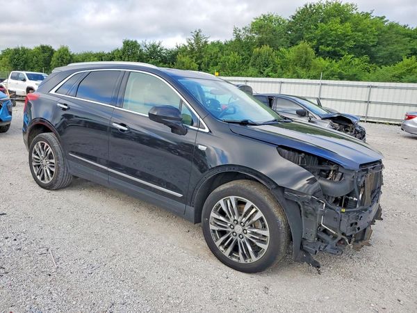 2017 CADILLAC XT5 Premium Luxury