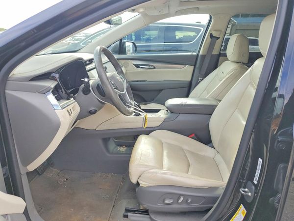 2017 CADILLAC XT5 Premium Luxury