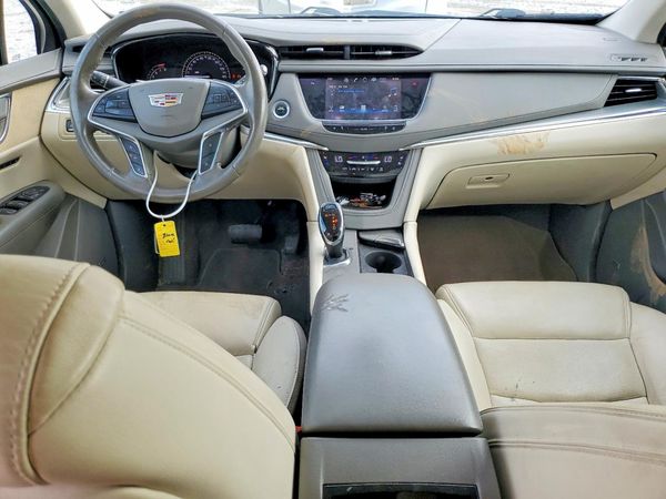 2017 CADILLAC XT5 Premium Luxury