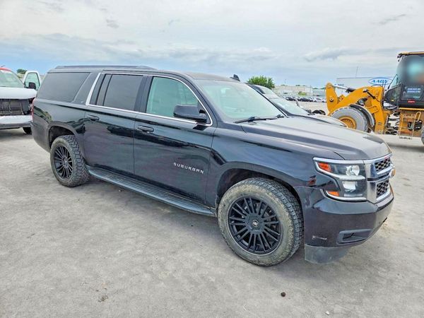 2017 CHEVROLET SUBURBAN LT