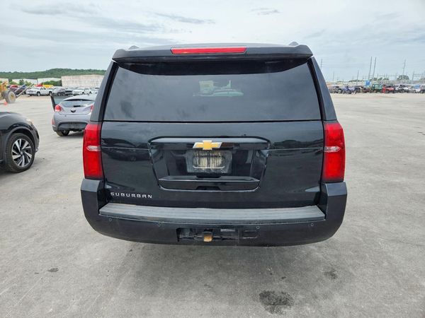 2017 CHEVROLET SUBURBAN LT