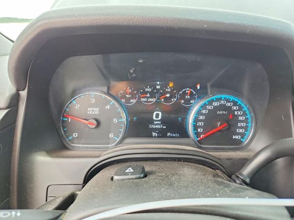 2017 CHEVROLET SUBURBAN LT