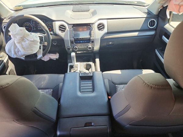 2021 TOYOTA TUNDRA SR5 grade