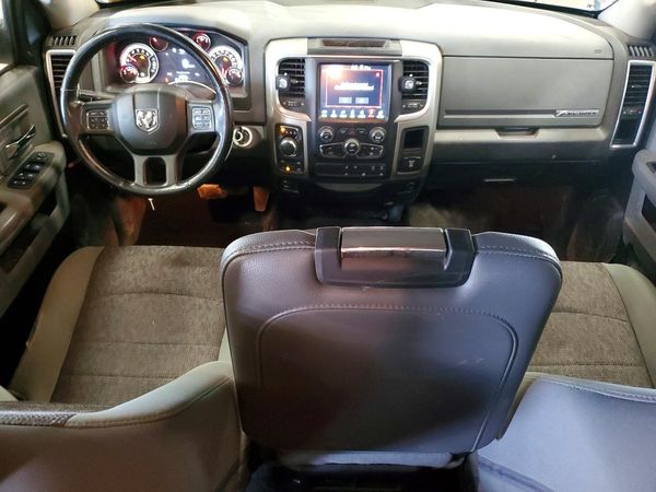 2018 RAM 1500 SLT
