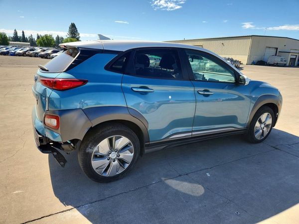 2020 HYUNDAI KONA SEL