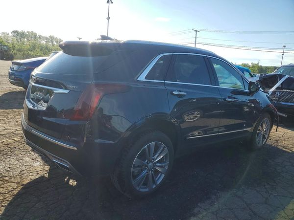 2024 CADILLAC XT5 Premium Luxury