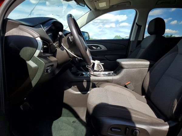 2021 CHEVROLET TRAVERSE LT