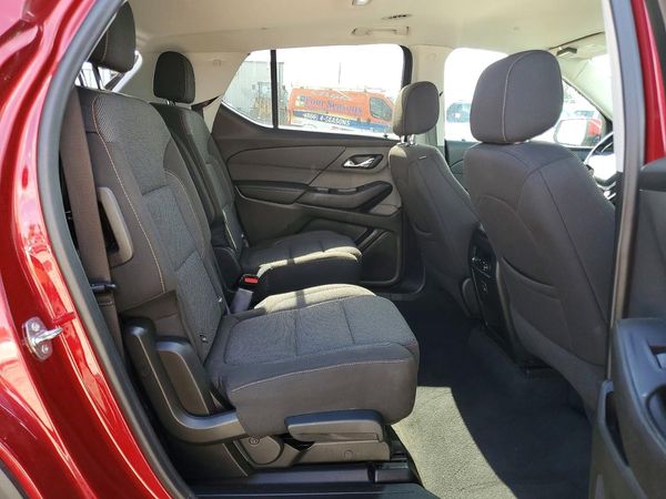 2021 CHEVROLET TRAVERSE LT