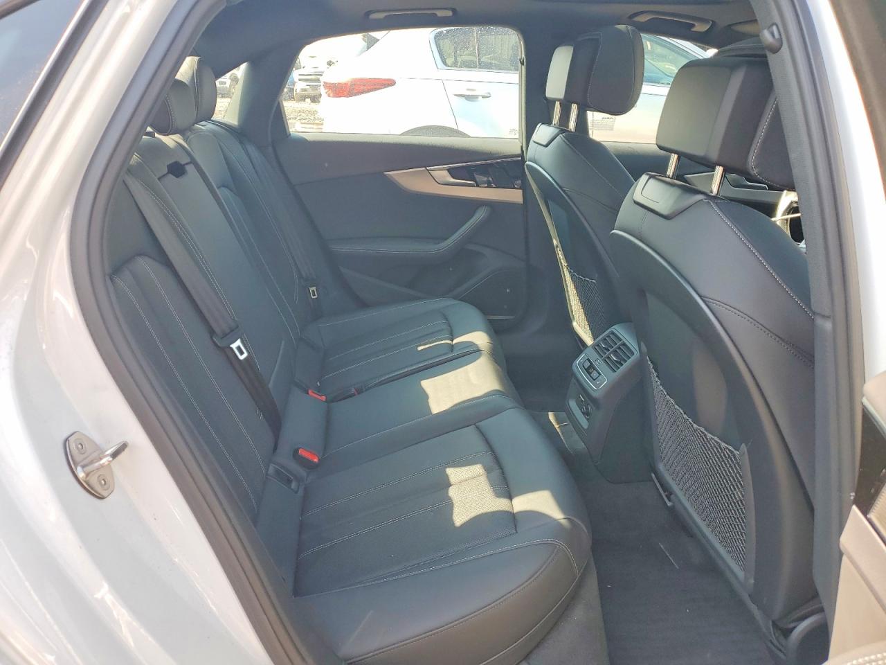 2023 AUDI A4 S Line quattro Prestige