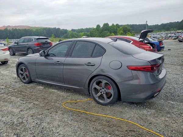 2018 ALFA ROMEO GIULIA RWD