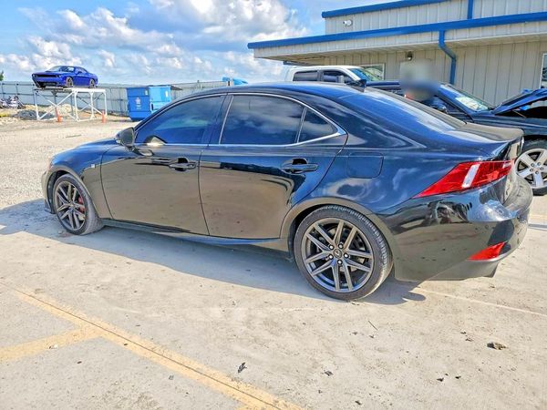 2016 LEXUS IS 200t
