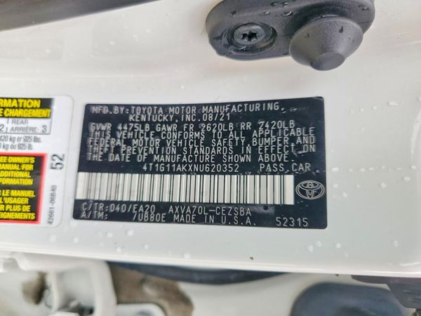 2022 TOYOTA CAMRY SE