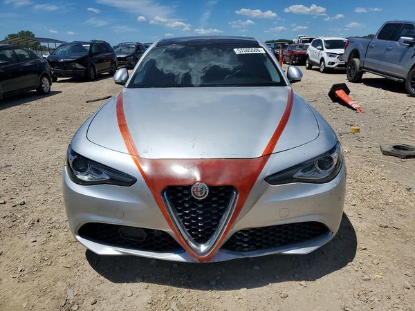 2017 ALFA ROMEO GIULIA TI AWD