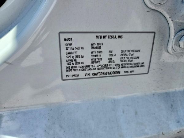 2026 TESLA MODEL Y