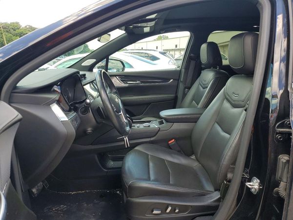 2023 CADILLAC XT5