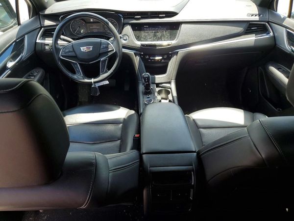 2023 CADILLAC XT5