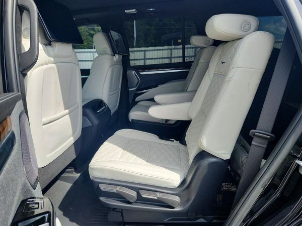 2025 CADILLAC ESCALADE Sport Platinum