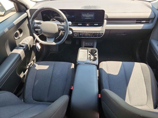 2025 HYUNDAI IONIQ 5 SE