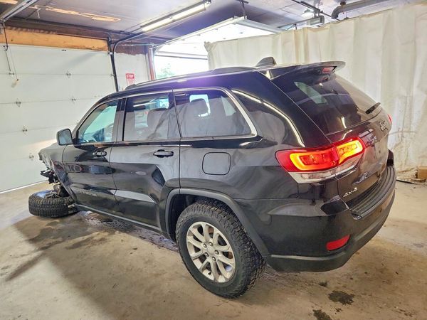2021 JEEP GRAND CHEROKEE LAREDO 4X4