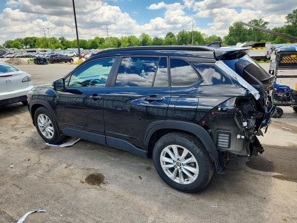 2022 TOYOTA COROLLA CROSS LE