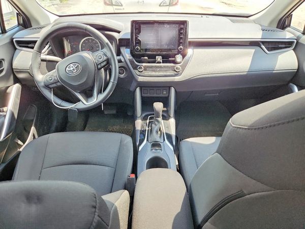 2022 TOYOTA COROLLA CROSS LE
