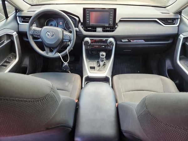 2021 TOYOTA RAV4 LE