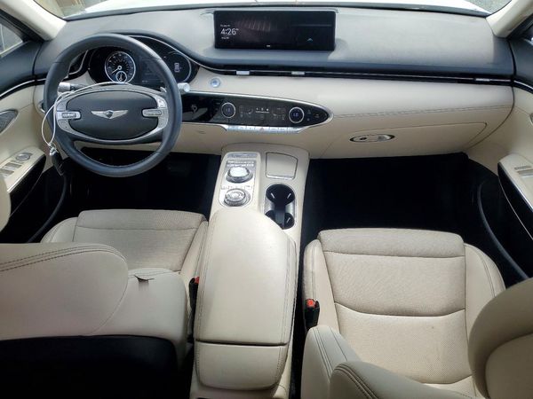 2022 GENESIS GV70