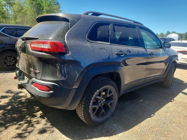 2018 JEEP CHEROKEE TRAILHAWK 4X4
