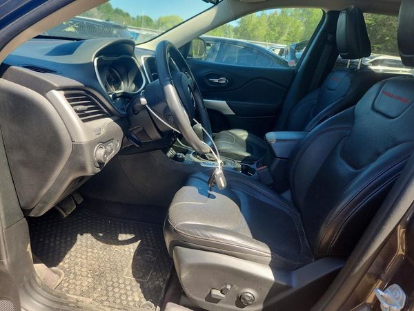 2018 JEEP CHEROKEE TRAILHAWK 4X4