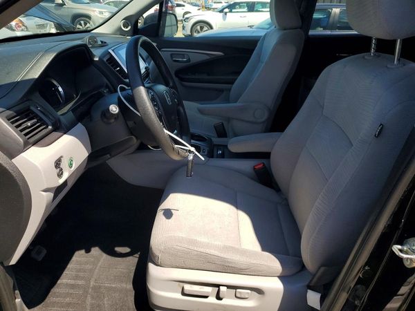 2017 HONDA PILOT EX