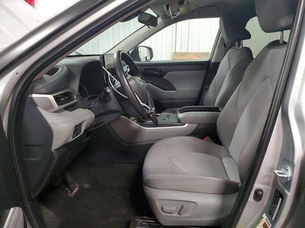 2024 TOYOTA HIGHLANDER