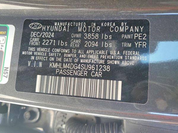 2025 HYUNDAI ELANTRA SEL Sport