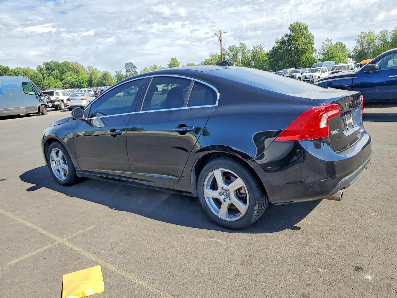 2013 VOLVO S60