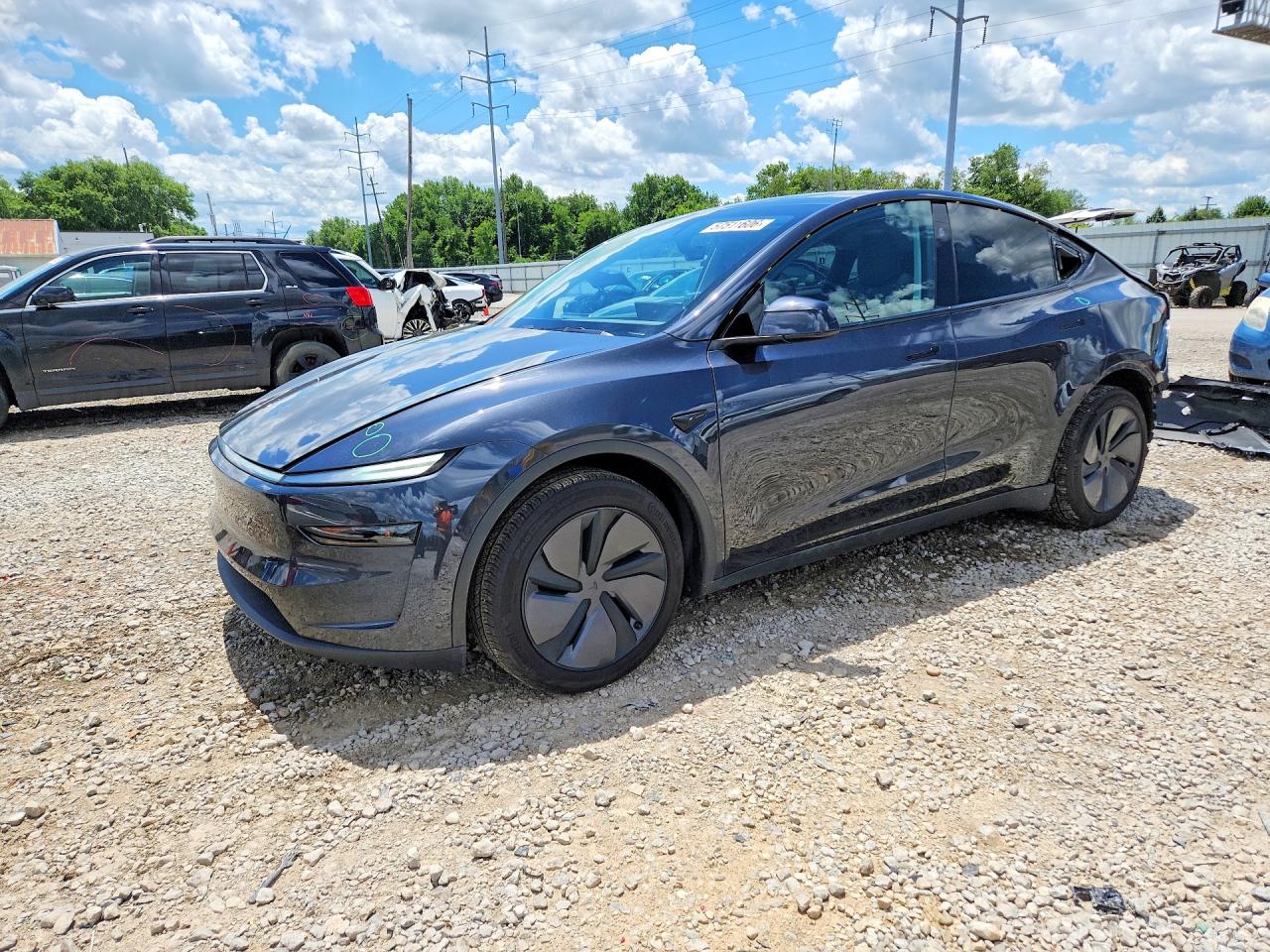 2026 TESLA MODEL Y