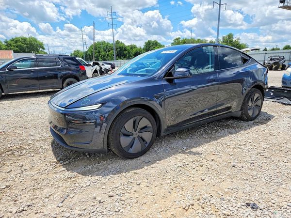 2026 TESLA MODEL Y