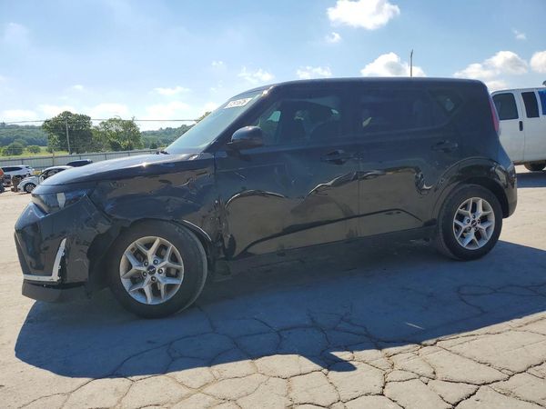 2023 KIA SOUL LX, S