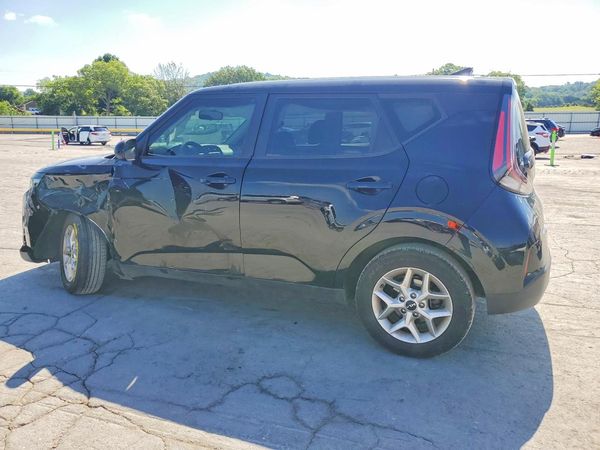 2023 KIA SOUL LX, S