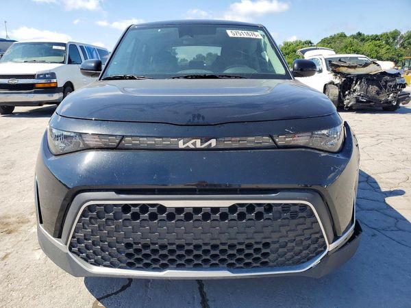 2023 KIA SOUL LX, S
