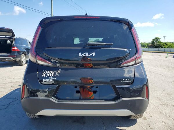 2023 KIA SOUL LX, S